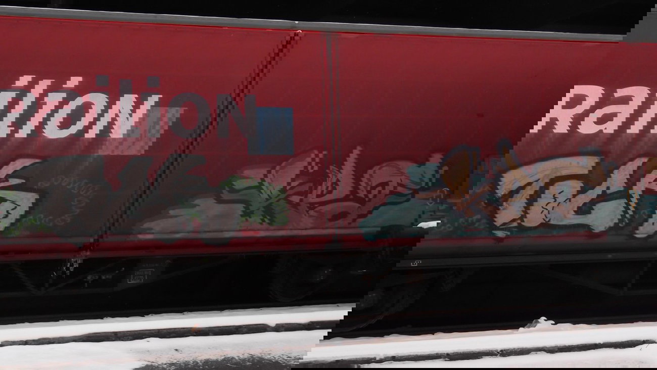 Graffiti Train - Photo by COLLECTOR - Tock, Apot