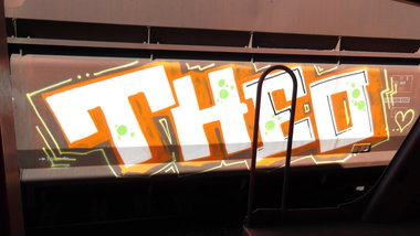 Graffiti Train - Photo by COLLECTOR - Theo