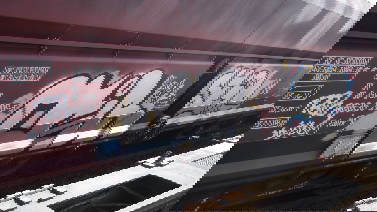 Graffiti Train - Photo by COLLECTOR - Osir, Shid