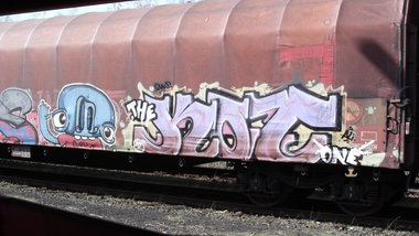 Graffiti Train - Photo by COLLECTOR - Kot, QWS (2012)