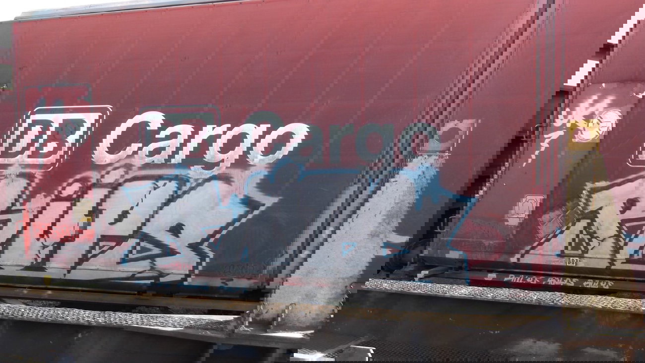 Graffiti Train - Photo by COLLECTOR - Rüps