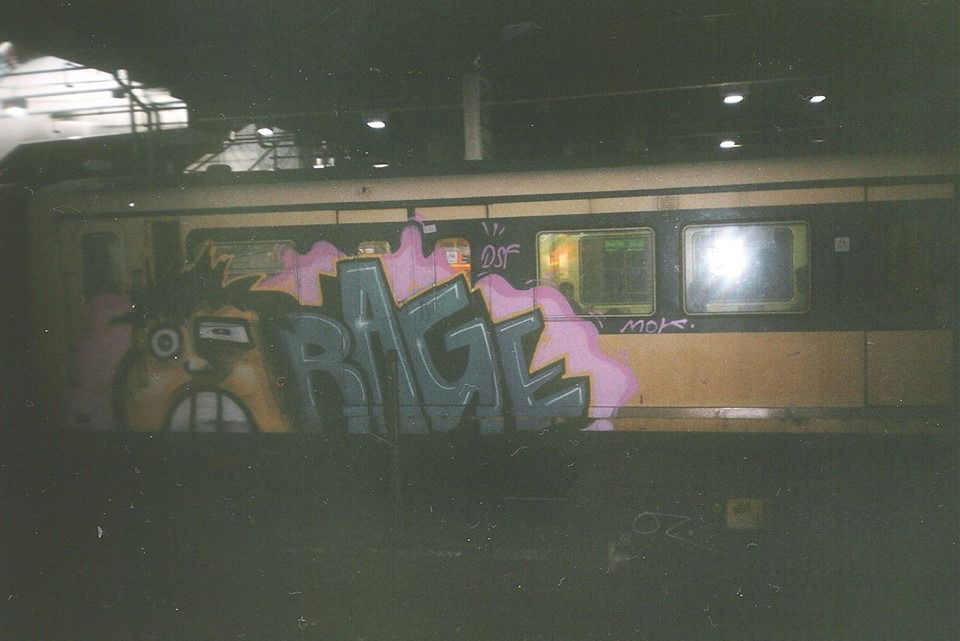 Graffiti Wall in HAMBURG - Photo by COLLECTOR - Rage, DSF, Hamburg (2003)