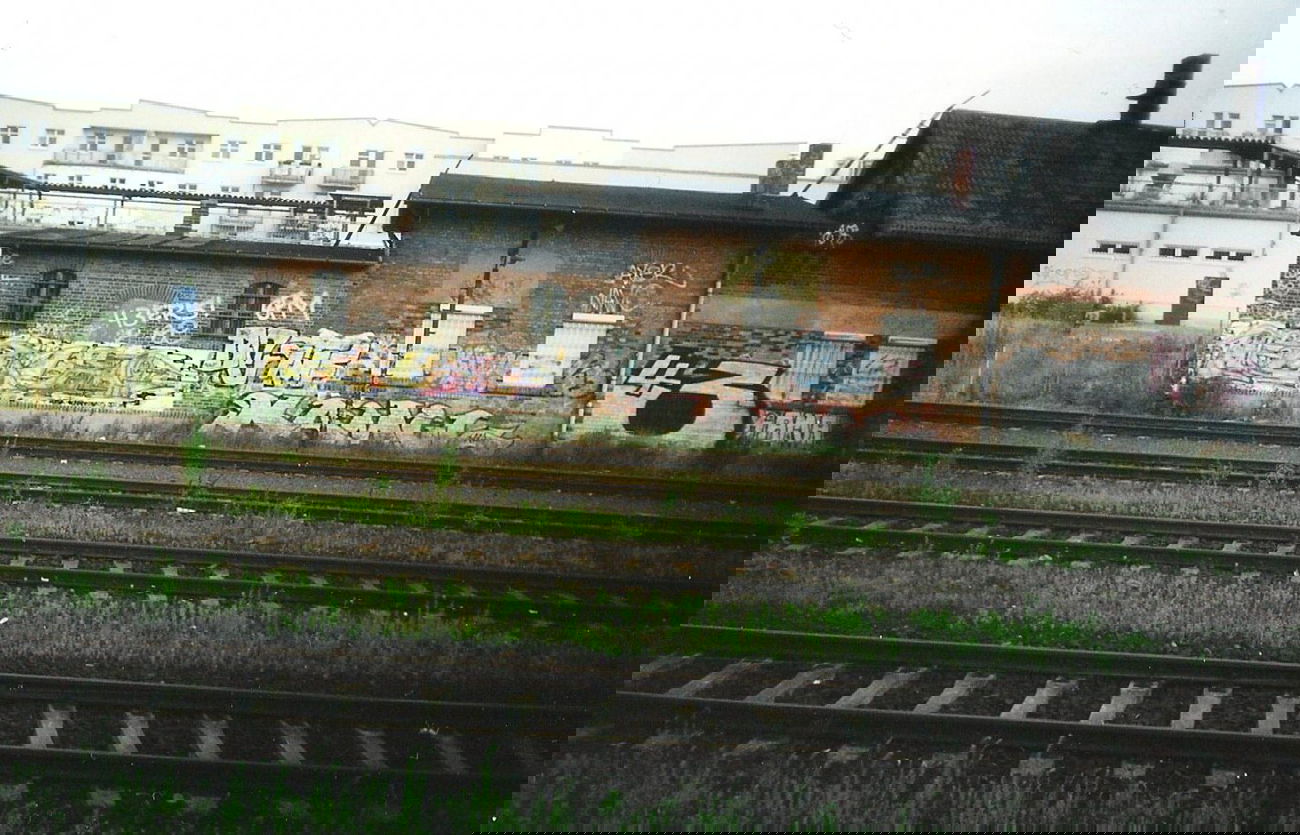 Graffiti Bombing in Berlin - Photo by COLLECTOR - Kamil, 43, Berlin