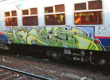 Graffiti Train in Brussel - Photo by COLLECTOR - Brussel, Bruxelles, Belgium (2009)