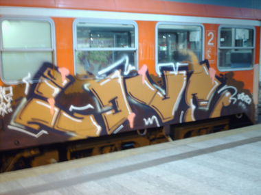 Graffiti Train in Hamburg - Photo by COLLECTOR - Love, Hamburg, Germany (2013)