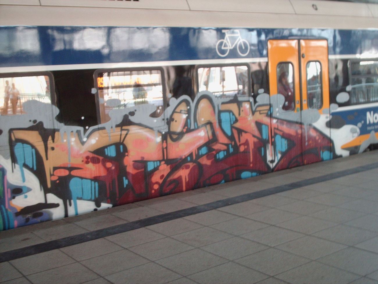 Graffiti in Bremen - Photo by COLLECTOR - Niek, Bremen, Germany (2013)