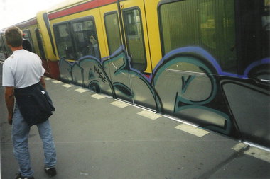 Graffiti Train in Berlin - Photo by COLLECTOR - Mase, MRN, Berlin (2000)