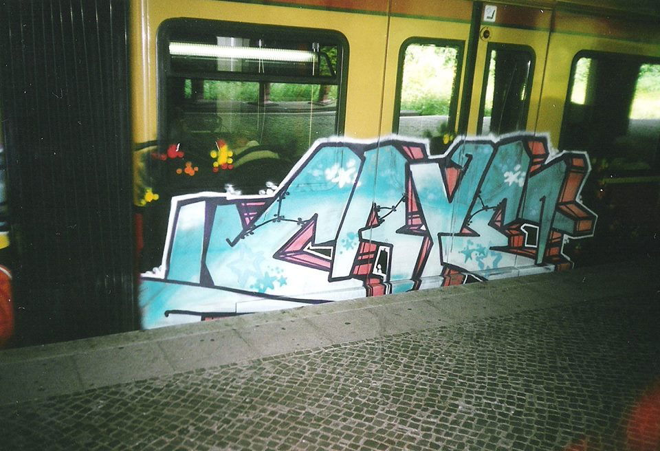 Graffiti Train in Berlin - Photo by COLLECTOR - Crye, Berlin (2004)
