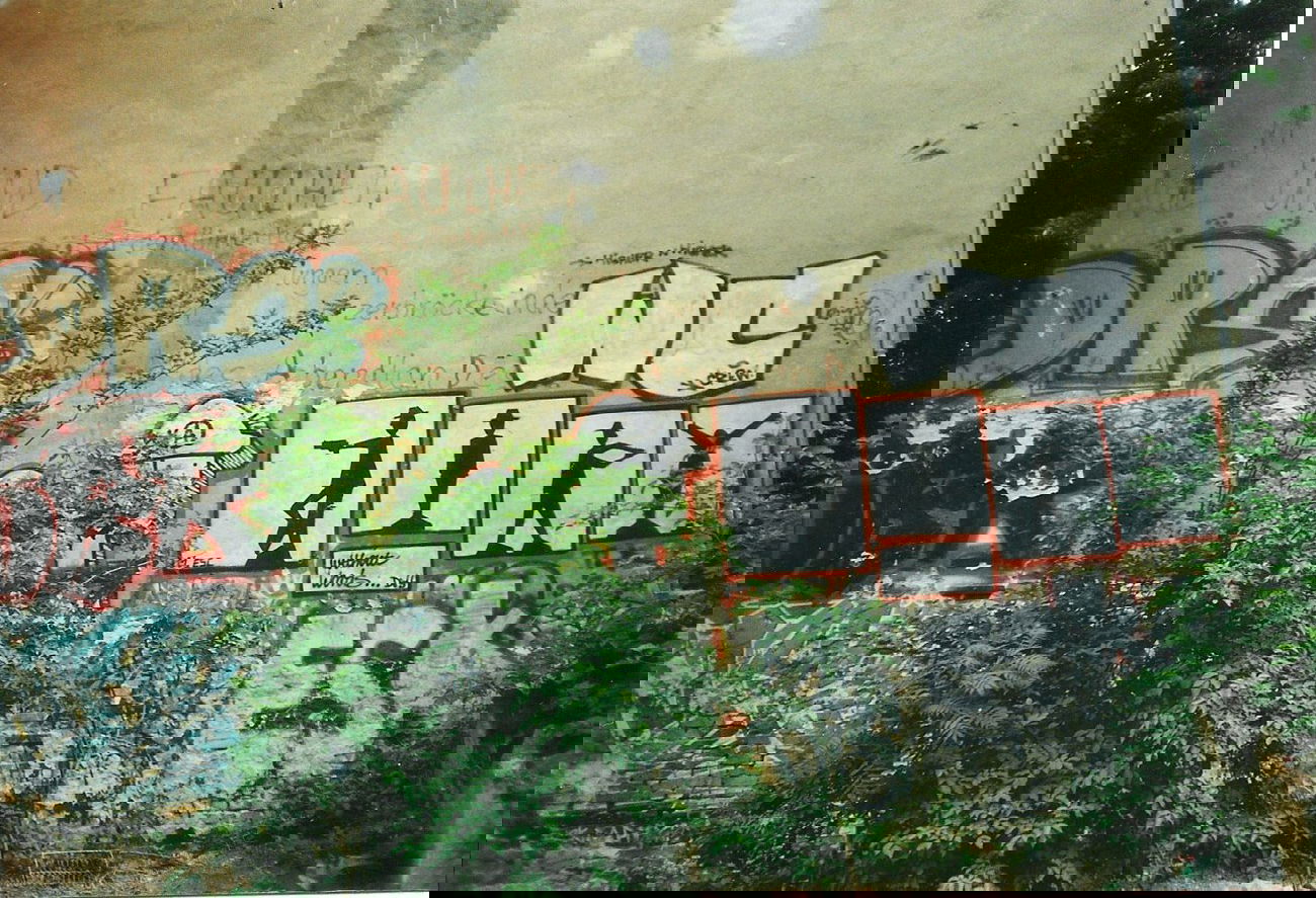 Graffiti Bombing in Berlin - Photo by COLLECTOR