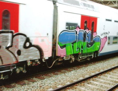 Graffiti Train in Brussel - Photo by COLLECTOR - TLMS, Brussel, Bruxelles (2009)