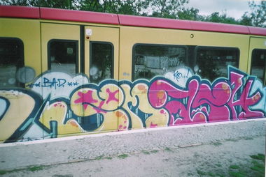 Graffiti Train in Berlin - Photo by COLLECTOR - Smash, KO, BAD (2004)