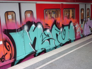 Graffiti Train - Photo by COLLECTOR - Hamburg, Germany (2012)