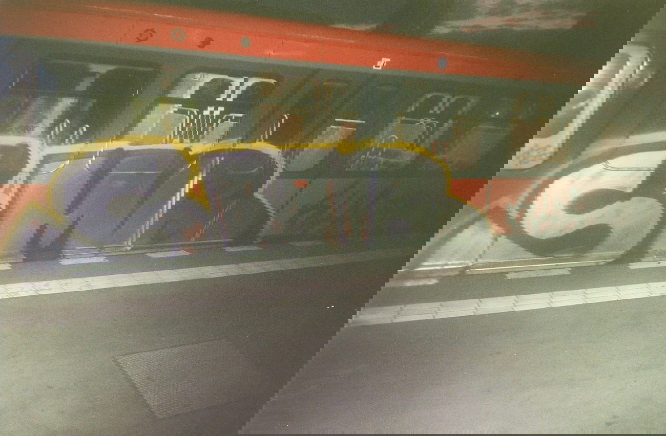 Graffiti Train in Berlin - Photo by COLLECTOR - SMB, Berlin (2003)