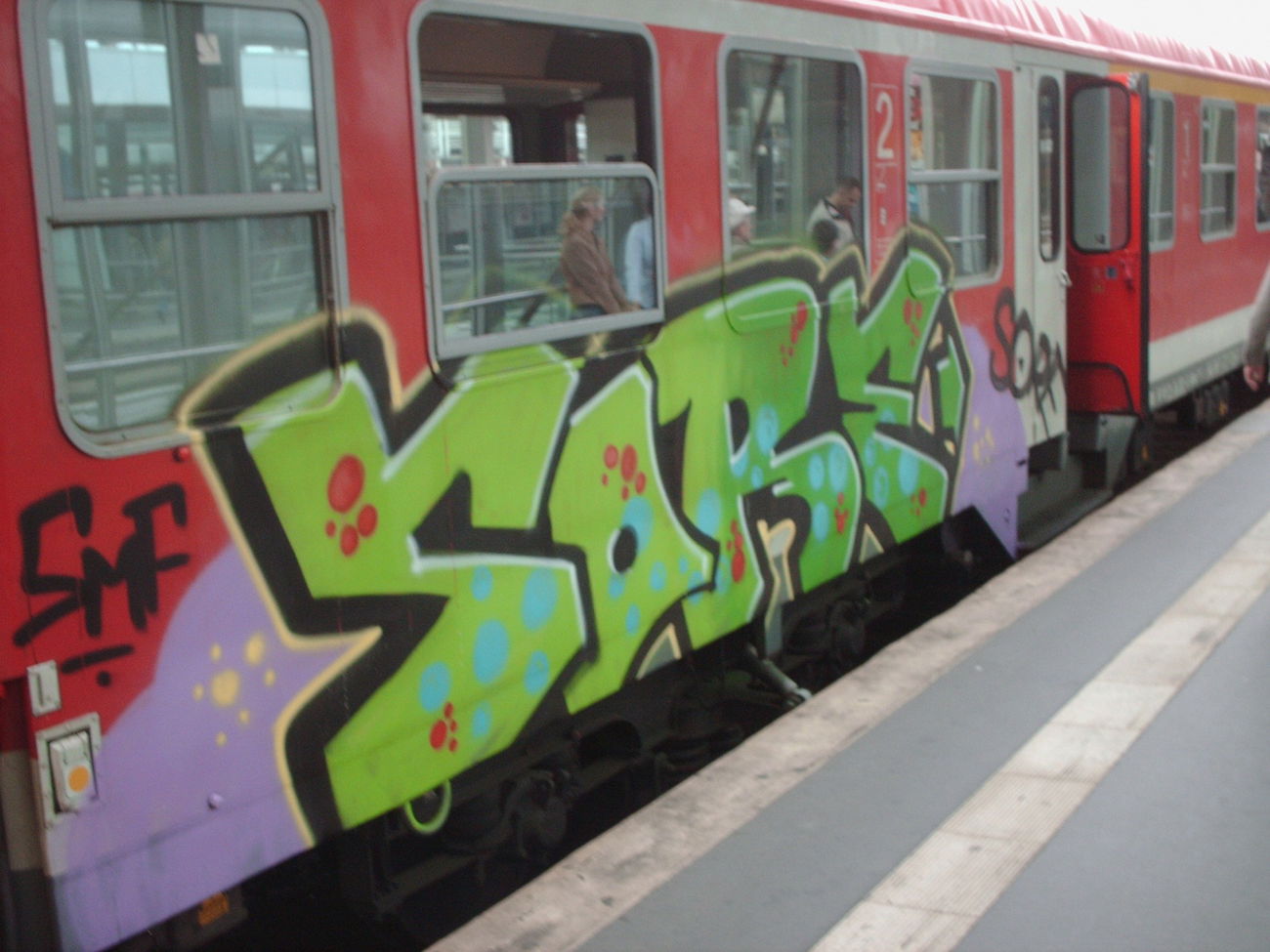 Graffiti Train in Hannover - Photo by COLLECTOR - Sore, SMF, Hannover (2011)