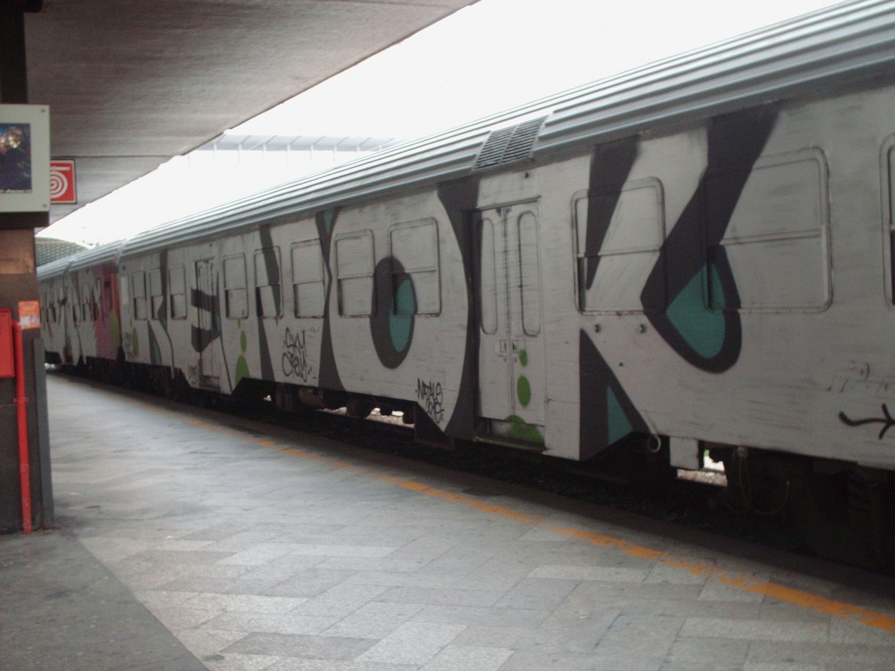 Graffiti Train in Rome - Photo by COLLECTOR - Renok, Rome, Italy (2011)
