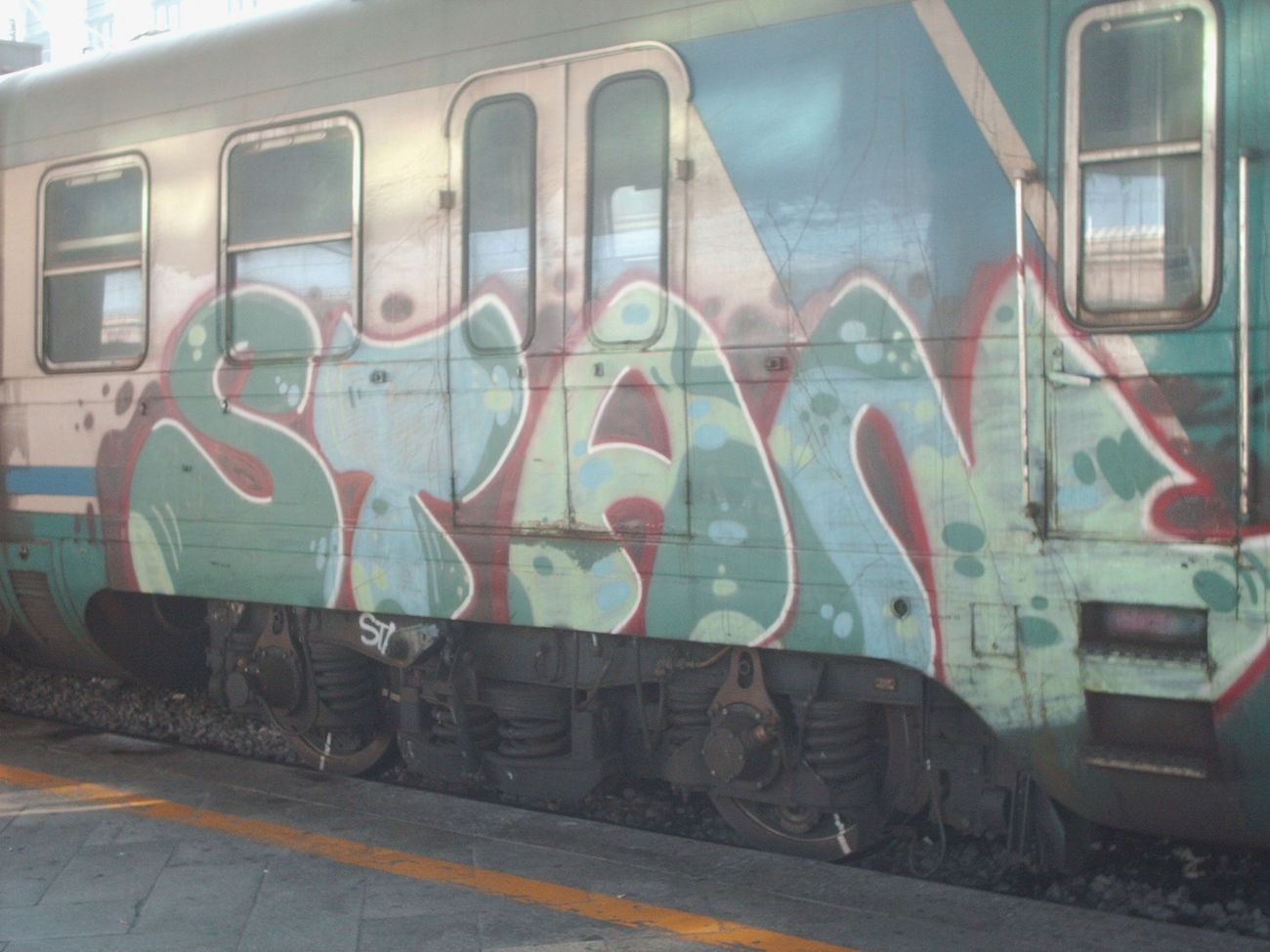 Graffiti Train in Rome - Photo by COLLECTOR - Stan, Rome, Italy