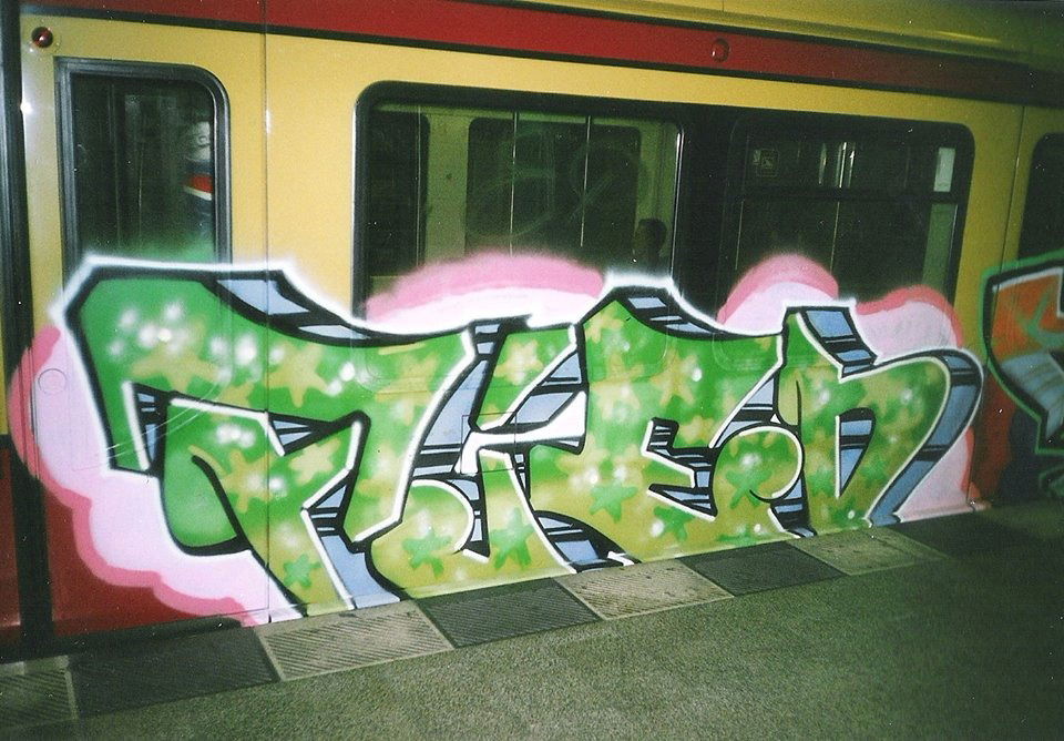 Graffiti Train in Berlin - Photo by COLLECTOR - Fied, Berlin (2004)