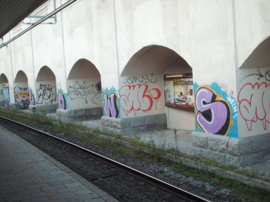 Graffiti Bombing in Copenhagen - Photo by COLLECTOR - Copenhagen, Denmark