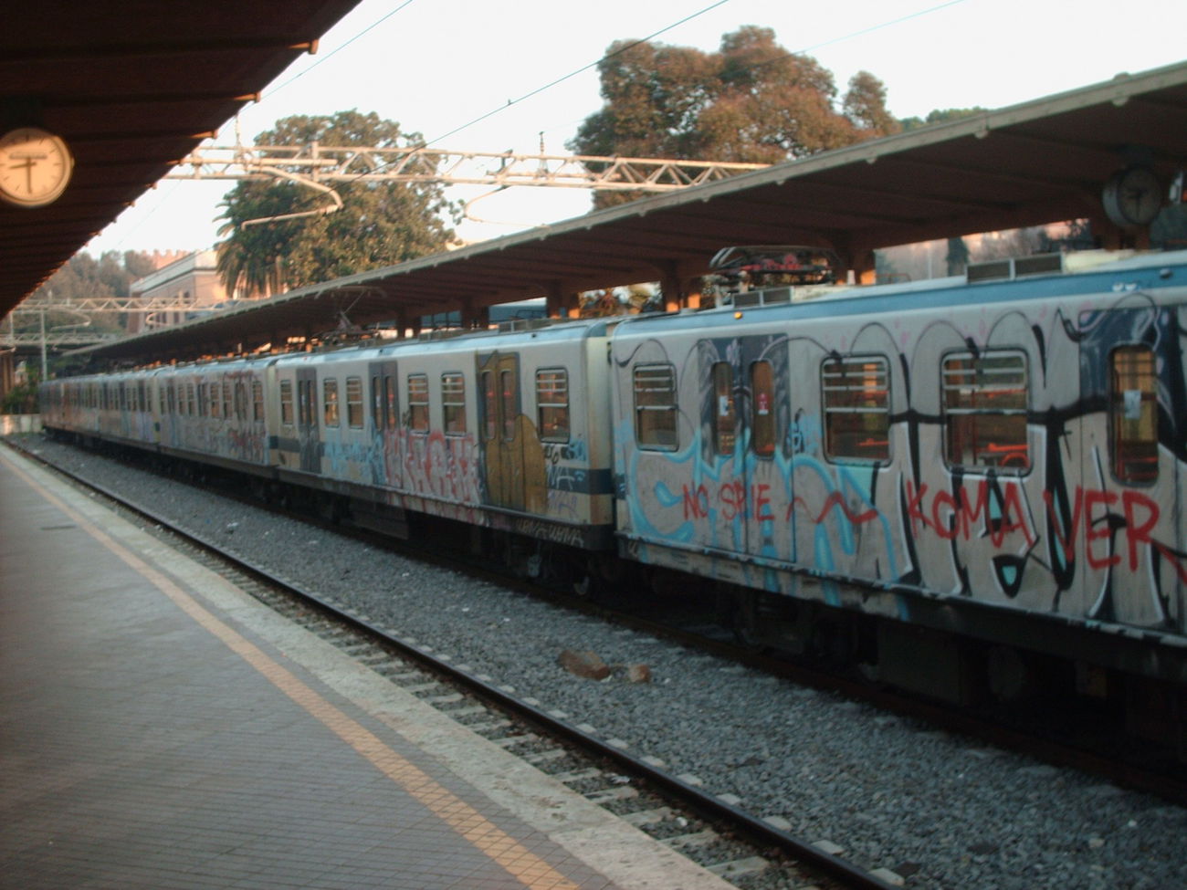 Graffiti Train in ROME - Photo by COLLECTOR - Rome, Italy