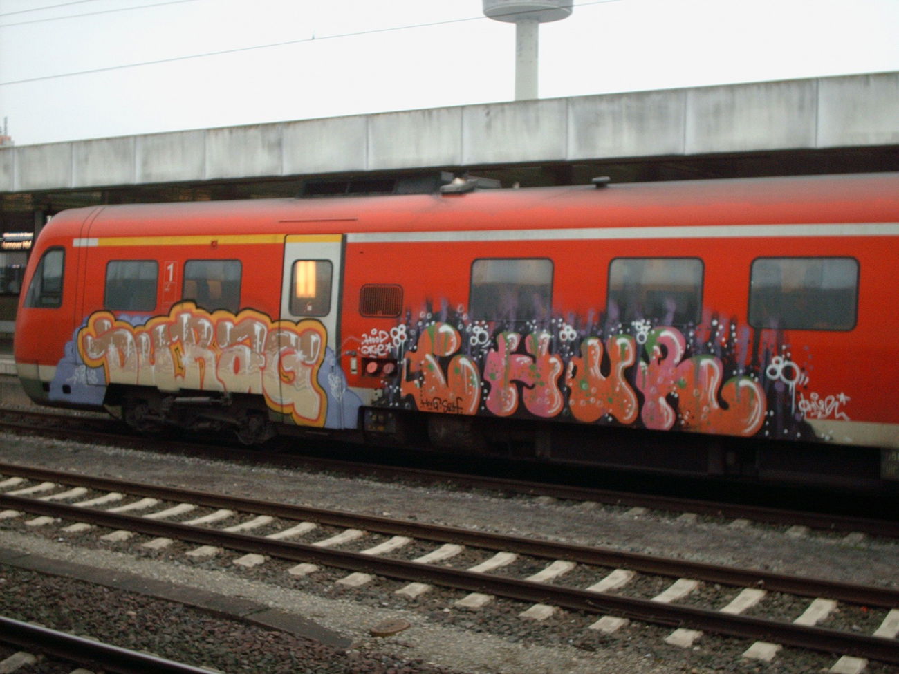 Graffiti Train in Hannover - Photo by COLLECTOR - Durag, Chur, HNG (2011)