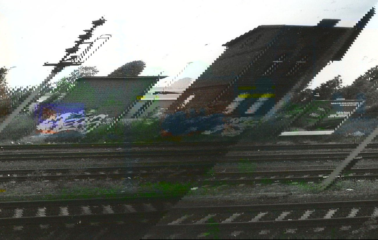 Graffiti Bombing in Berlin - Photo by COLLECTOR - 43, 43ers, Berlin