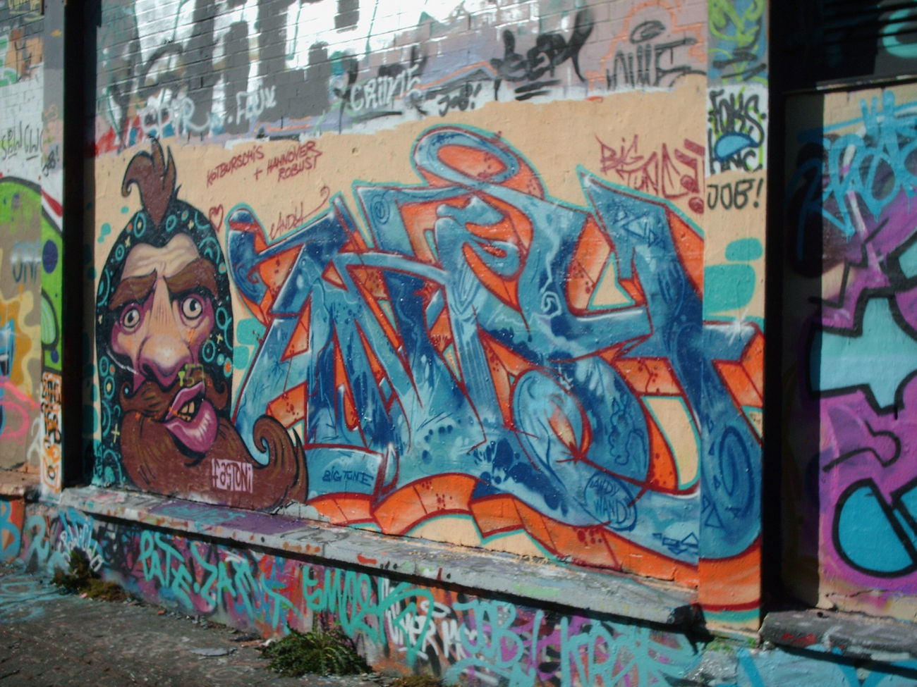 Graffiti Wall in Hannover - Photo by COLLECTOR - Andy, Hannover, Germany (2013)