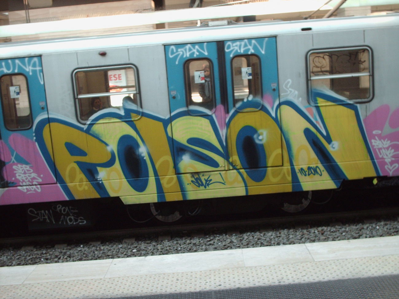Graffiti Train in ROME - Photo by COLLECTOR - Rome, Italy, Poison (2010)