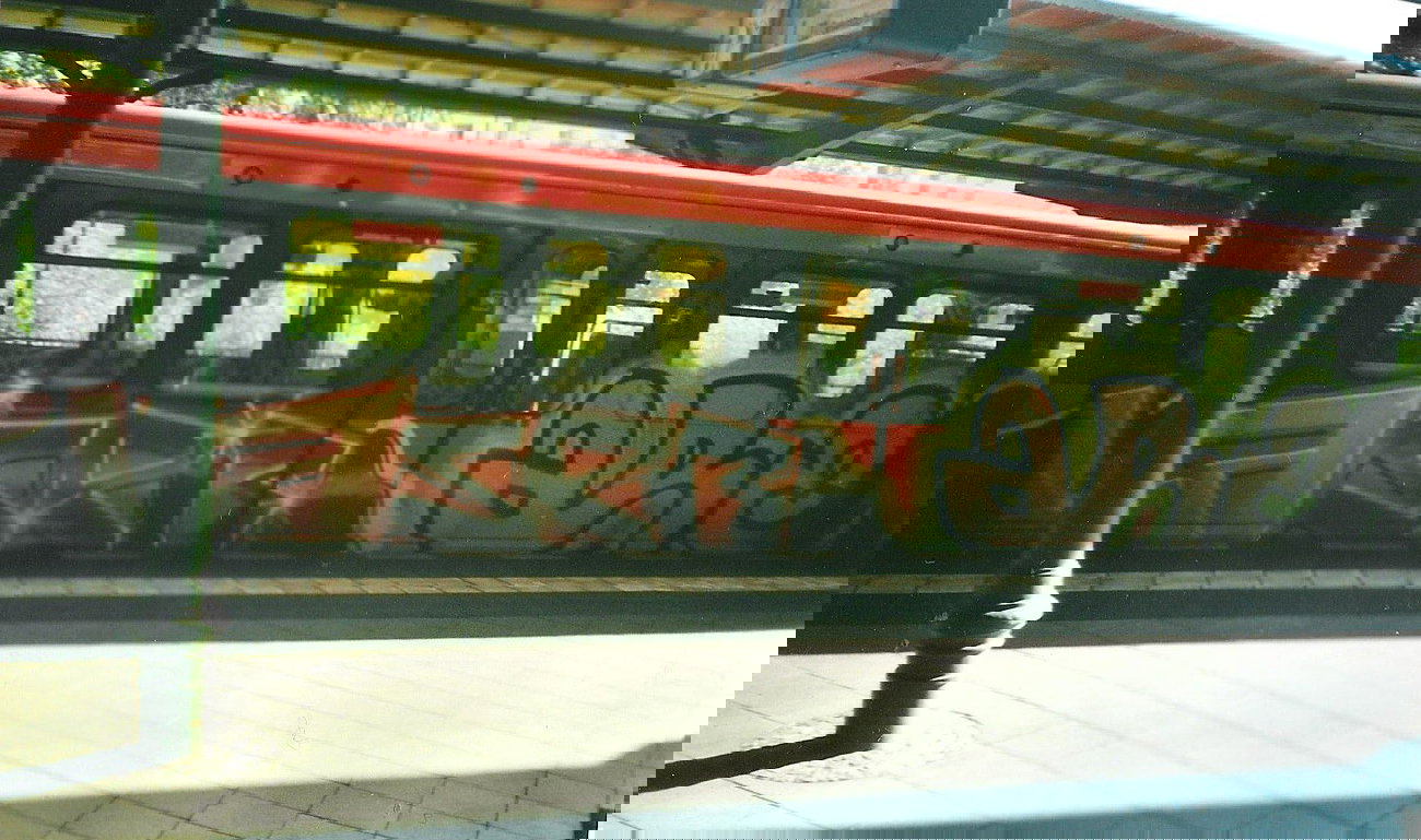 Graffiti Train in Berlin - Photo by COLLECTOR - Laser, Area, Berlin (2002)