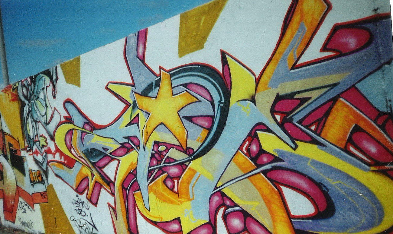 Graffiti Wall in Berlin - Photo by COLLECTOR - Berlin (2000)
