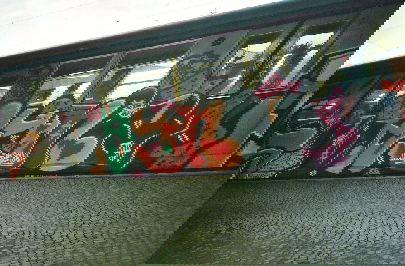 Graffiti Train in Berlin - Photo by COLLECTOR - Weyna, Berlin (2003)