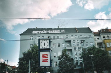 Graffiti Bombing in Berlin - Photo by COLLECTOR - RTM, BNS, Berlin