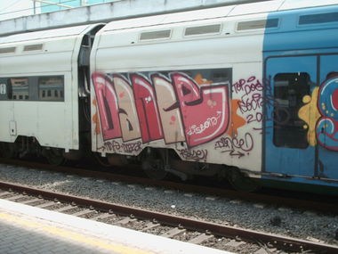 Graffiti Train in Rome - Photo by COLLECTOR - Dance, Rome, Italy (2010)