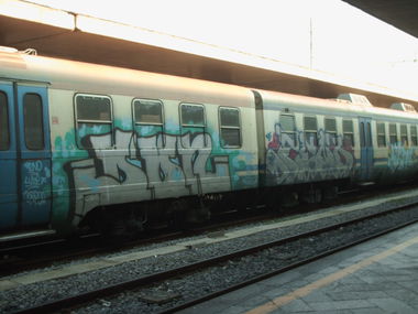 Graffiti Train in Rome - Photo by COLLECTOR - Don, Fend, Rome (2010)