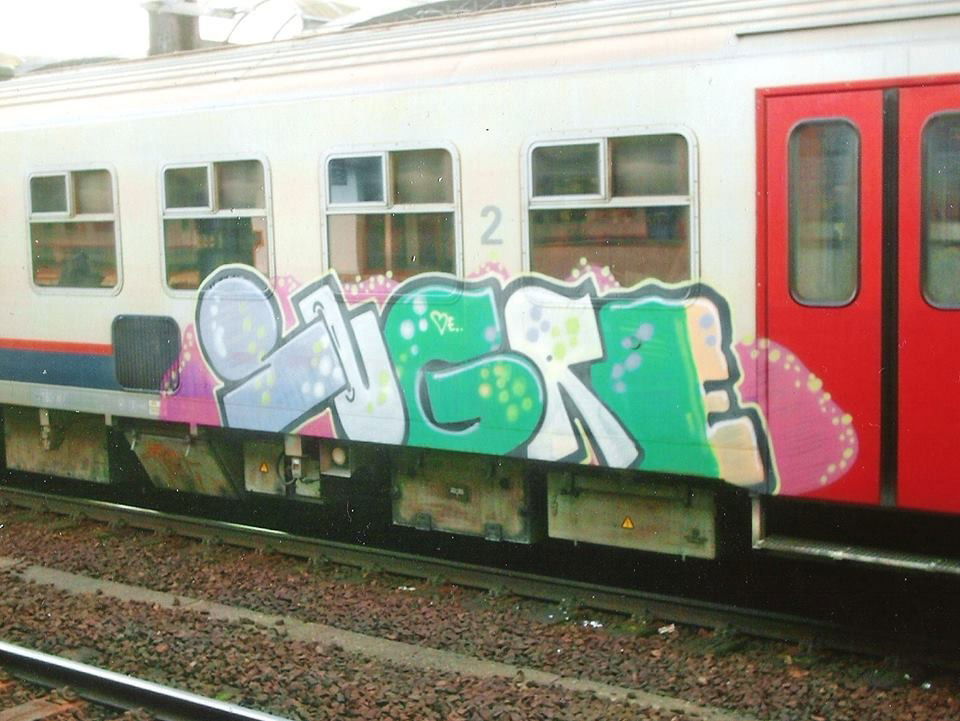 Graffiti Train in Brussel - Photo by COLLECTOR - Sugre, Brussel, Bruxelles (2009)