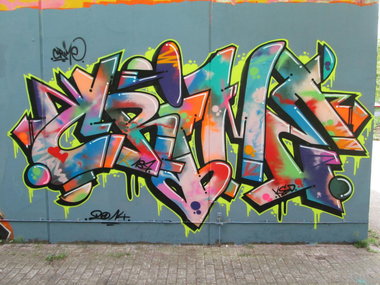 Graffiti Wall in Hamburg - Photo by CRIMINALCRIME - CRIME