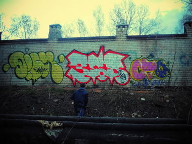 Graffiti Bombing in Yaroslavl - Photo by CTO73 (2014)