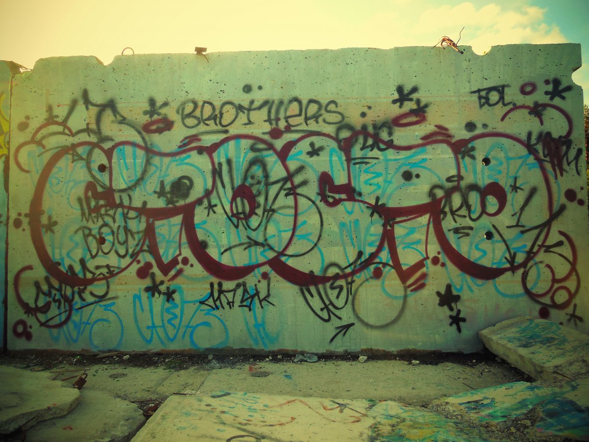 Graffiti Wall - Photo by CTO73 (2014)