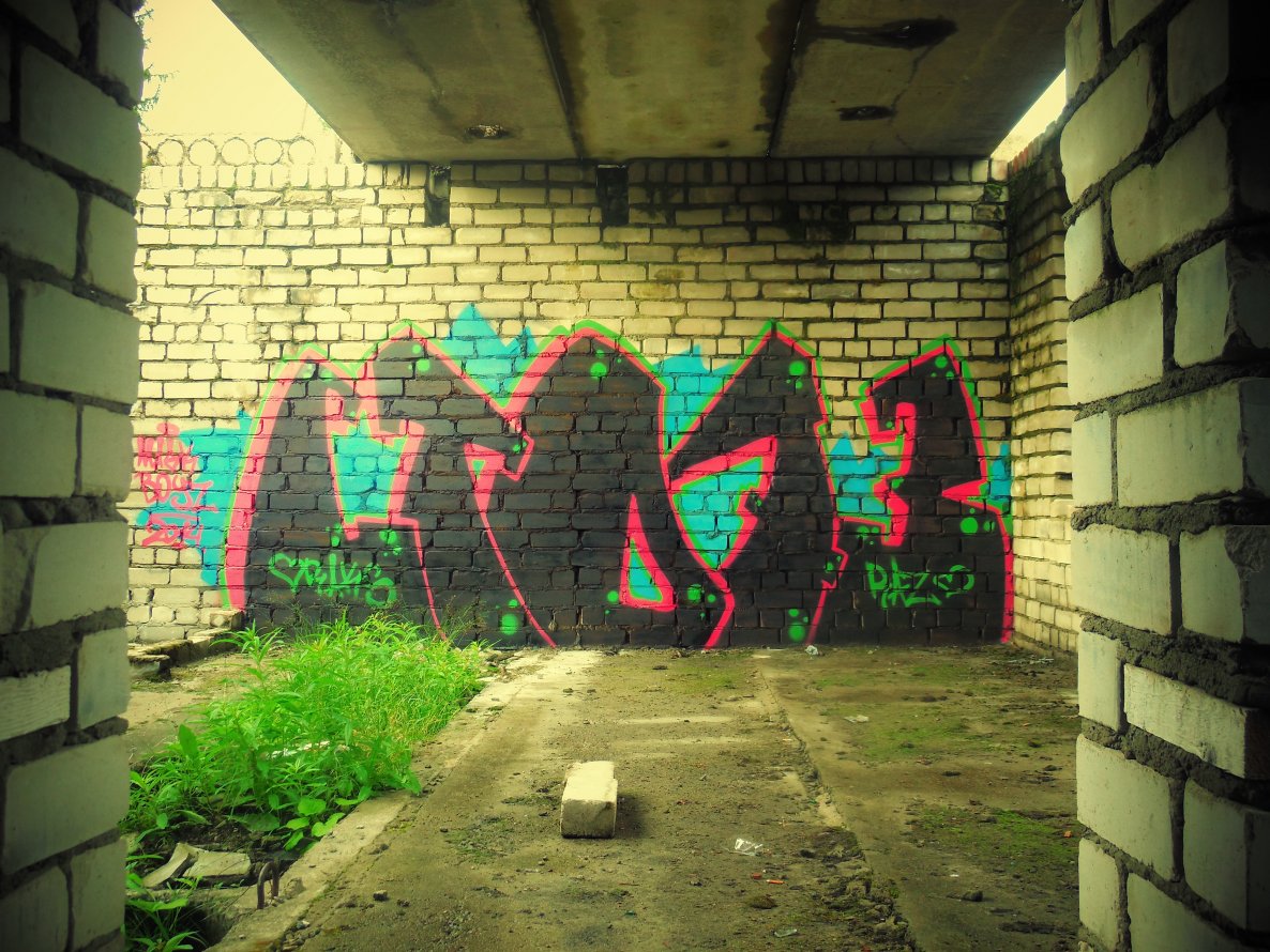 Graffiti Wall - Photo by CTO73 (2014)
