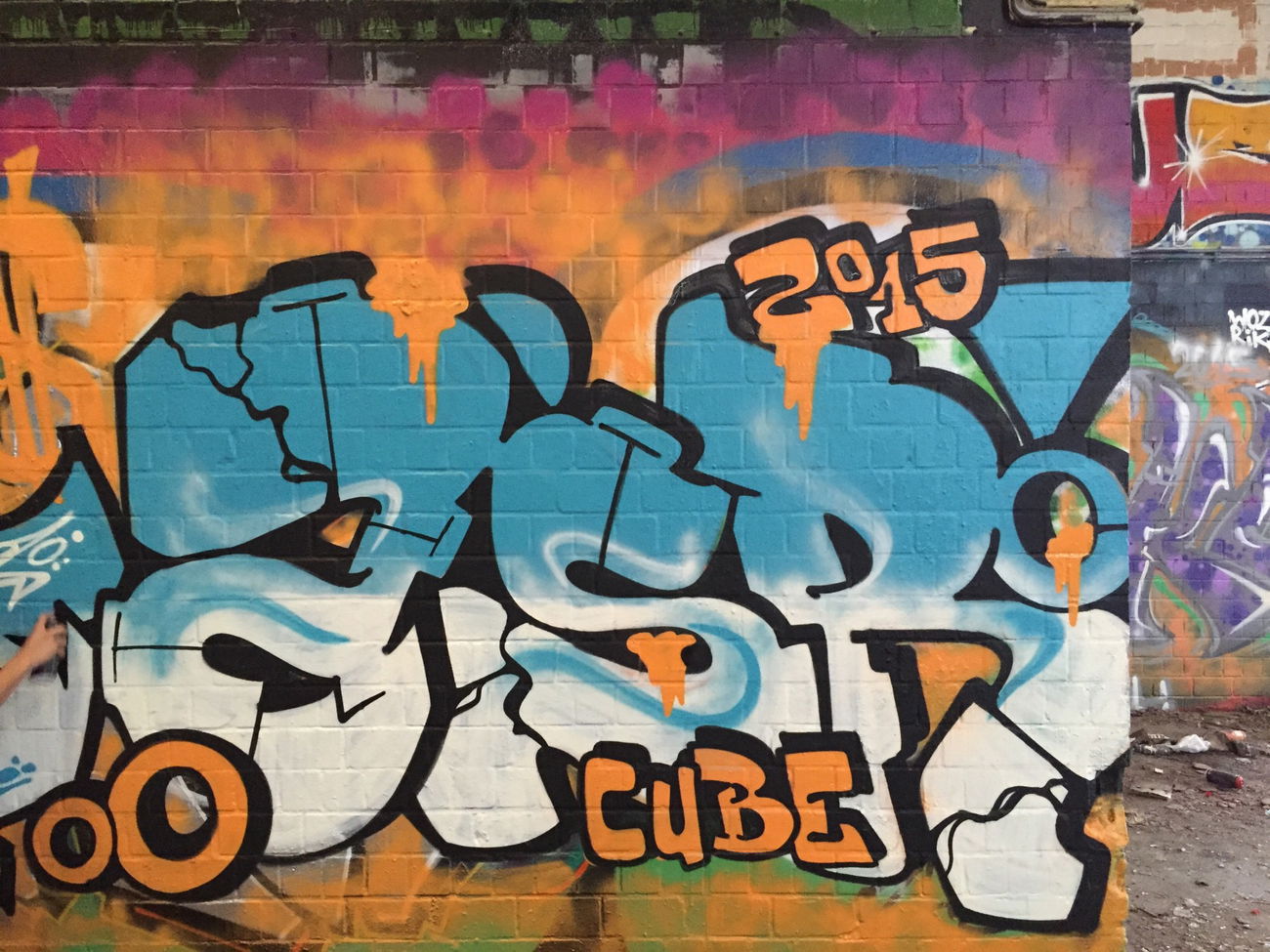 Graffiti Wall - Photo by CUBEONEAKW - ASRGANG