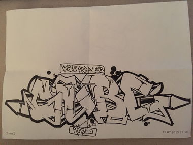 Graffiti Sketch - Photo by CUBEONEAKW (2015)