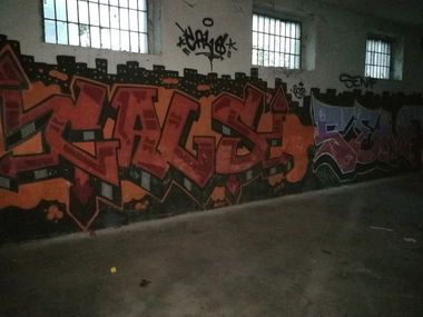 Graffiti Wall - Photo by Cals1