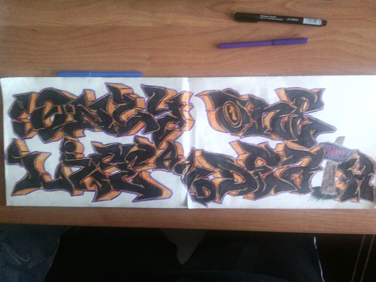 Graffiti Sketch - Photo by CameOne (2014)