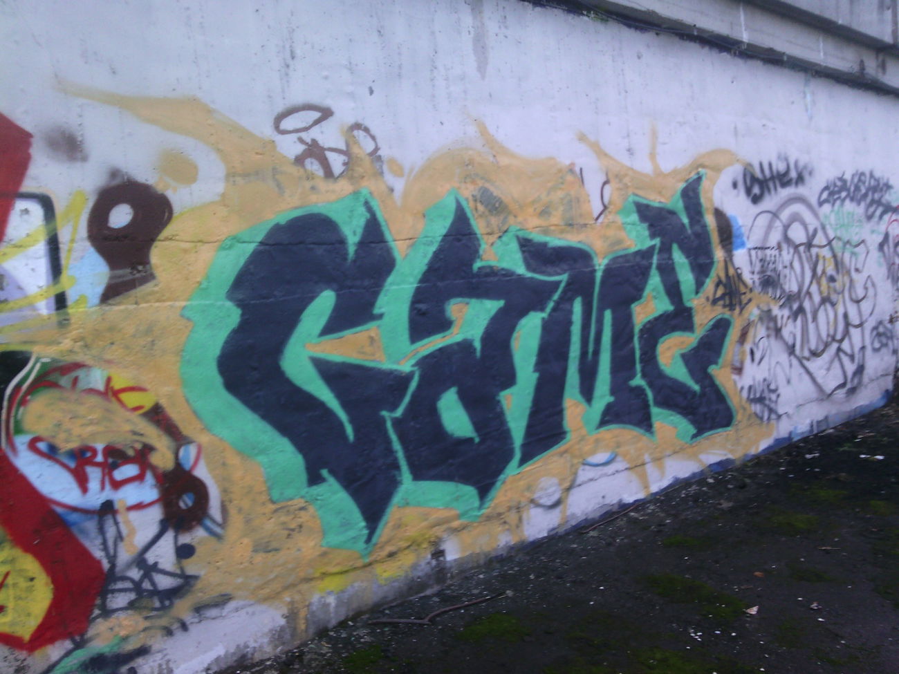Graffiti Wall - Photo by CameOne (2014)