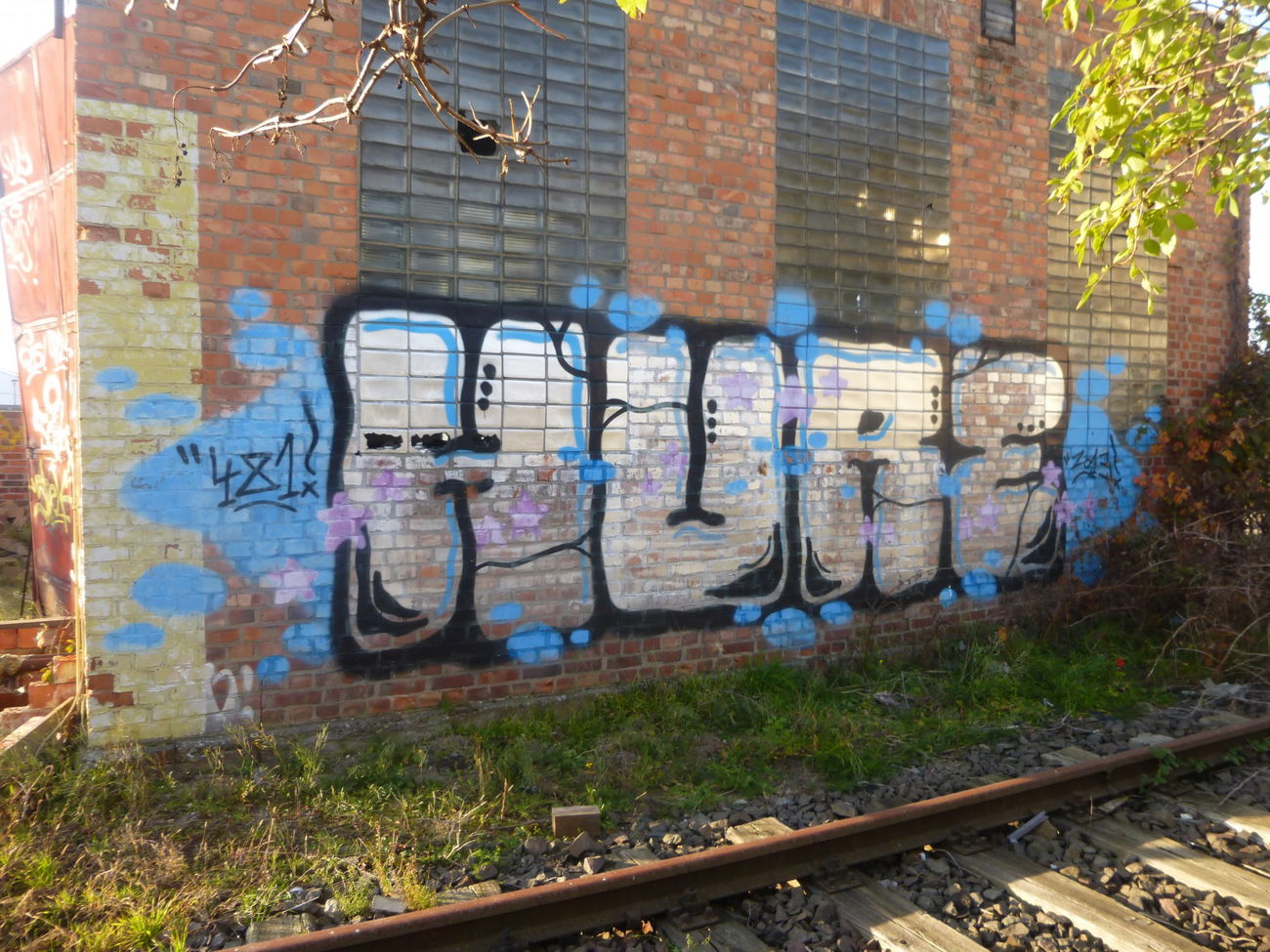 Graffiti Wall in Magdeburg - Photo by Candyflip - hure, 481, tdr (2015)