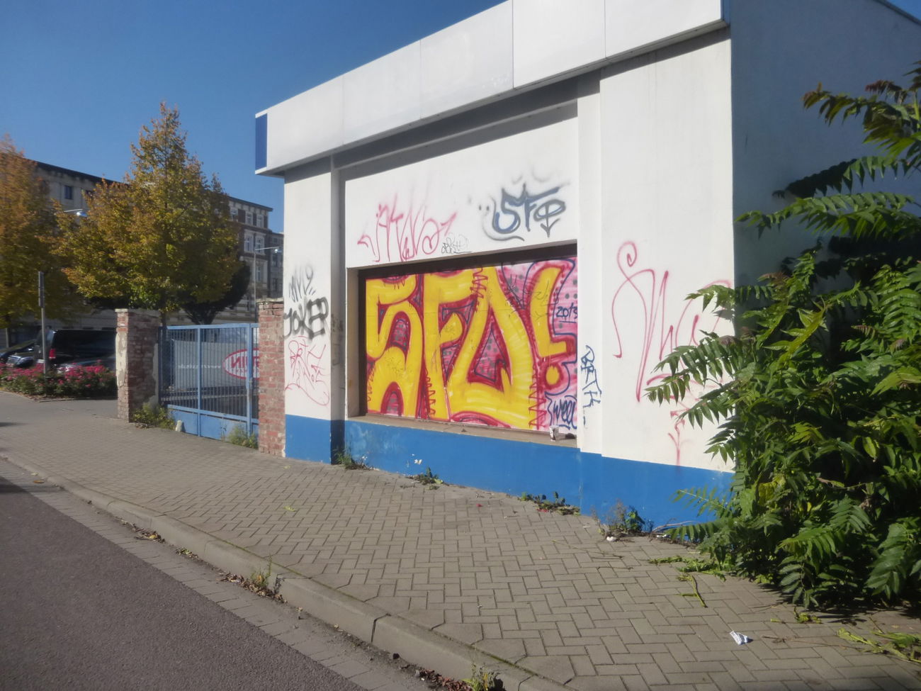 Graffiti Bombing in Magdeburg - Photo by Candyflip - sfo