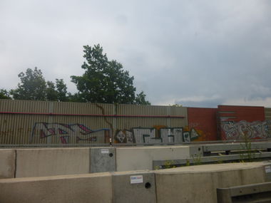 Graffiti Bombing in Braunschweig - Photo by Candyflip - cas, ra, rats