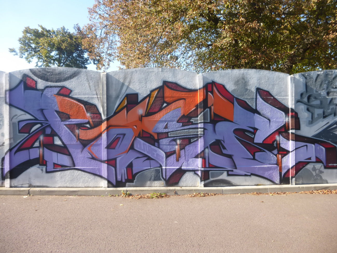 Graffiti Wall in Magdeburg - Photo by Candyflip - pose, pork