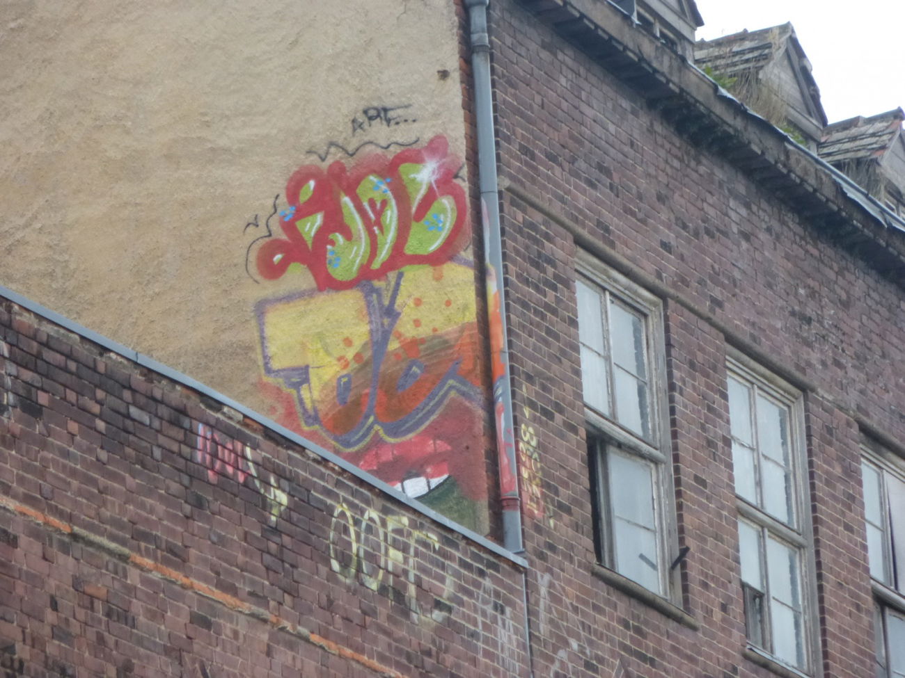 Graffiti Bombing in Magdeburg - Photo by Candyflip - idol, oo, ohoh