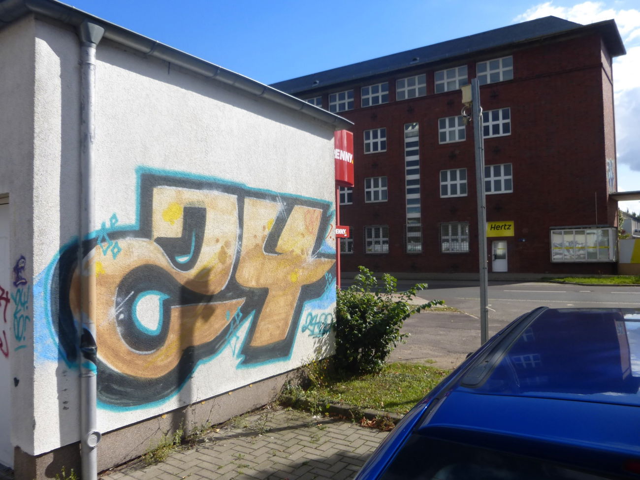 Graffiti Bombing in Magdeburg - Photo by Candyflip - 24, 24er, oo