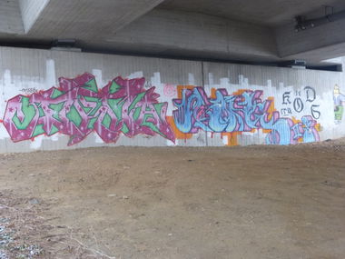 Graffiti Bombing in Landkreis Helmstedt - Photo by Candyflip - cektia (2008)